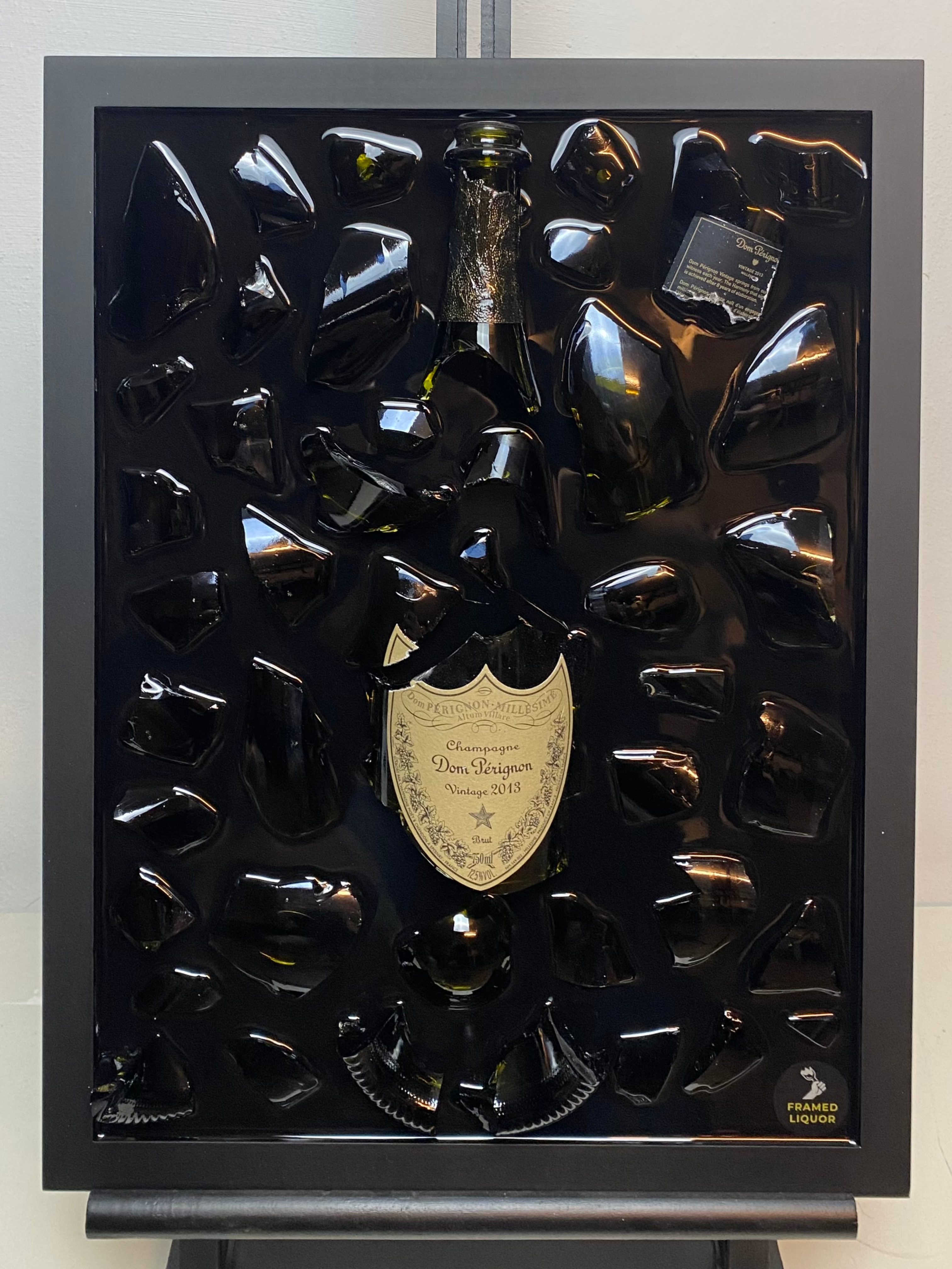 Dom Perignon Vintage Broken Bottle Art, Framed Liquor, ingelijste drankfles, flessenkunst, muurkunst, schilderij