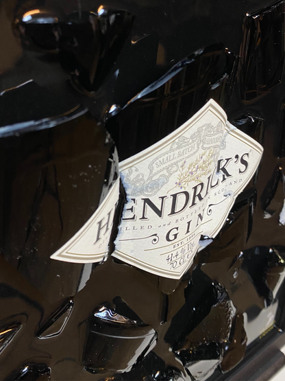 Hendrick's Gin Broken Bottle Art, Framed Liquor, ingelijste drankfles, flessenkunst, muurkunst, schilderij