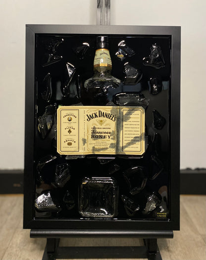 Jack Daniels Honey Broken Bottle Art, Framed Liquor, Schilderij, Smashed Bottle Art, Flessen kunst