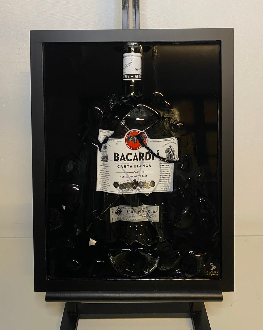 Bacardi Carta Blanca Broken Bottle Art, Framed Liquor, gebroken flessen kunst, Wall Art